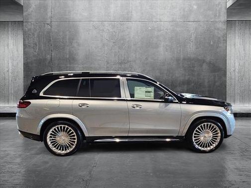 2025 Mercedes-Benz Maybach GLS 600 4MATIC