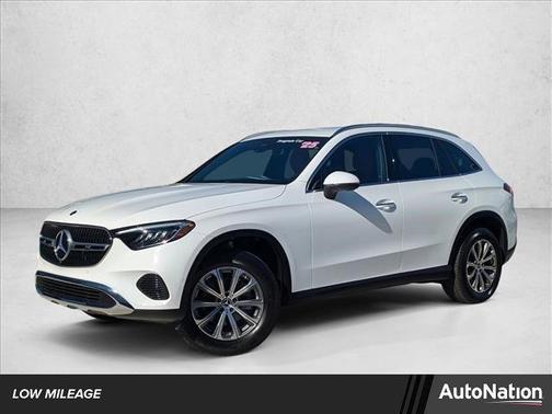 2025 Mercedes-Benz GLC 300 Base
