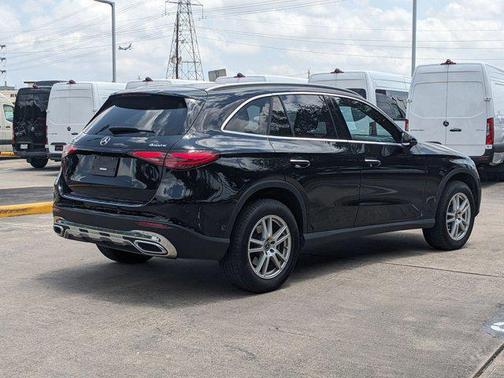 2023 Mercedes-Benz GLC 300 4MATIC