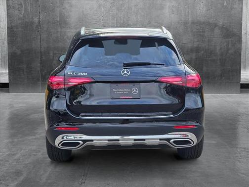 2025 Mercedes-Benz GLC 300 Base
