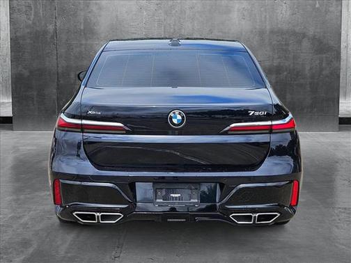 2023 BMW 760 i xDrive