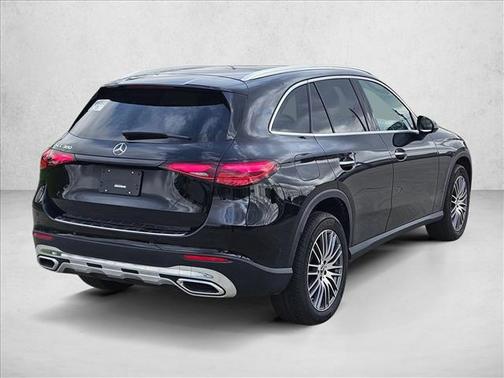 2025 Mercedes-Benz GLC 300 Base