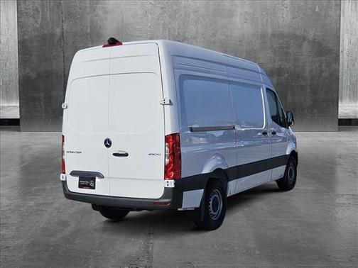 2025 Mercedes-Benz Sprinter 2500 Standard Roof