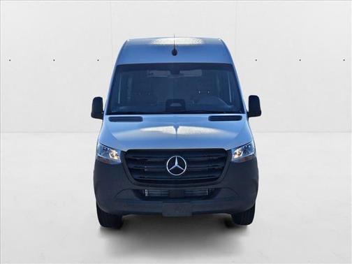 2025 Mercedes-Benz Sprinter 2500 Standard Roof