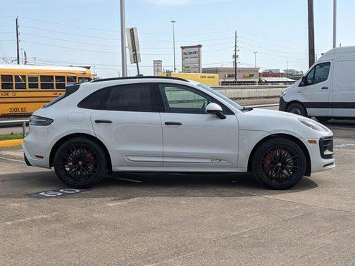 2023 Porsche Macan GTS
