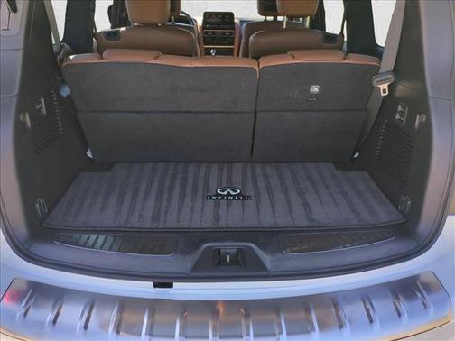 2023 INFINITI QX80 SENSORY