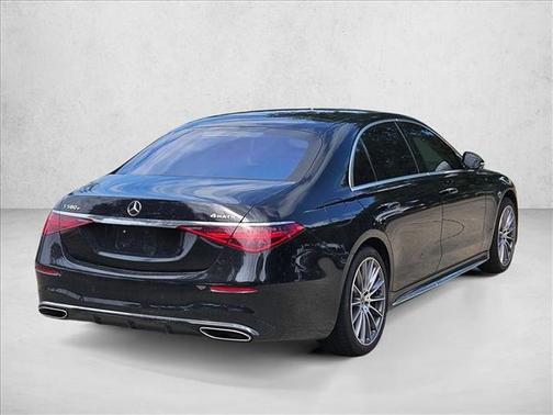 Obsidian Black Metallic 2024 Mercedes-Benz S-Class S 580e 4MATIC