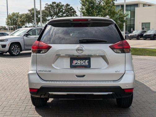 2019 Nissan Rogue SV