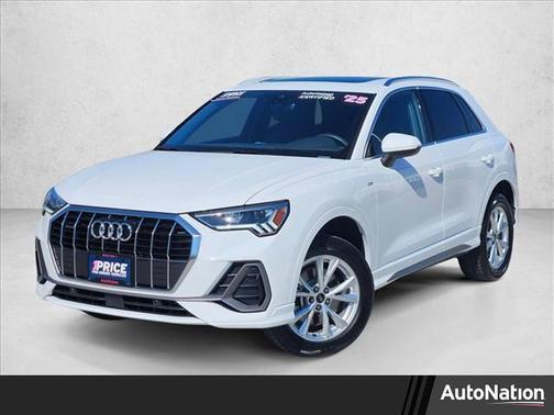 2025 Audi Q3 Premium 45 TFSI S line quattro Tiptronic