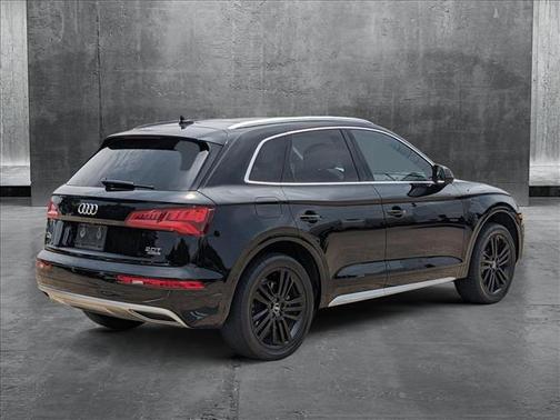 2018 Audi Q5 2.0T Premium Plus