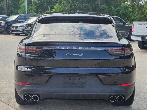 2021 Porsche Cayenne S