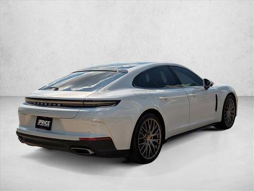 2024 Porsche Panamera RWD