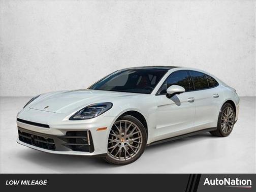 2024 Porsche Panamera RWD