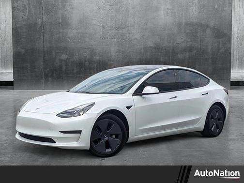 2021 Tesla Model 3 Standard Range Plus