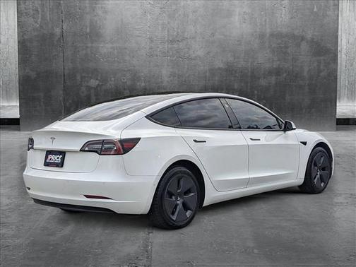 2021 Tesla Model 3 Standard Range Plus