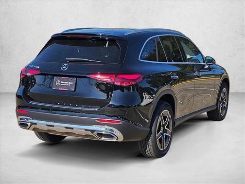 2026 Mercedes-Benz GLC 300 Base