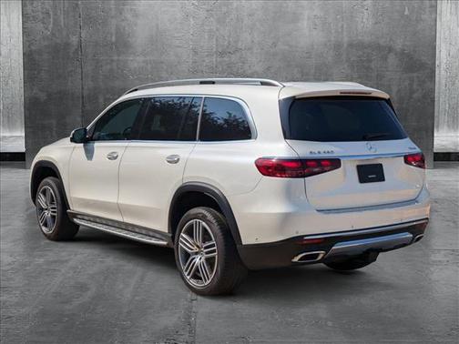 2024 Mercedes-Benz GLS 450 4MATIC