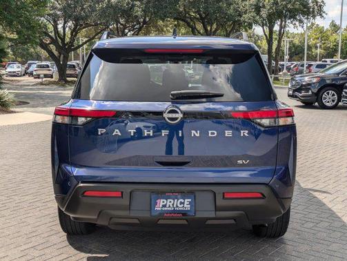 2024 Nissan Pathfinder SV FWD