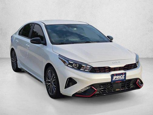 Snow White Pearl 2024 Kia Forte GT-Line