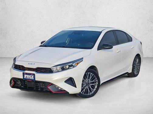 Snow White Pearl 2024 Kia Forte GT-Line