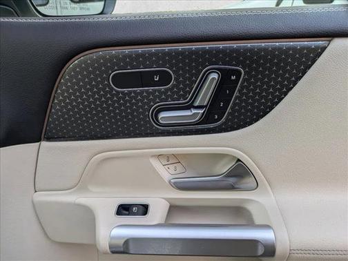 2025 Mercedes-Benz GLB 250 Base