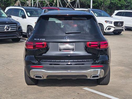 2025 Mercedes-Benz GLB 250 Base