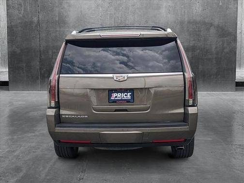 2016 Cadillac Escalade Premium