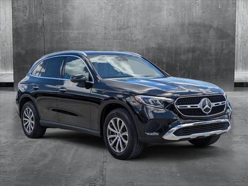 2025 Mercedes-Benz GLC 300 Base