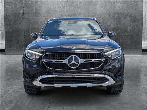 2025 Mercedes-Benz GLC 300 Base