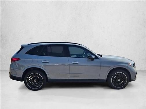 MANUFAKTUR Alpine Grey 2026 Mercedes-Benz GLC 300 Base