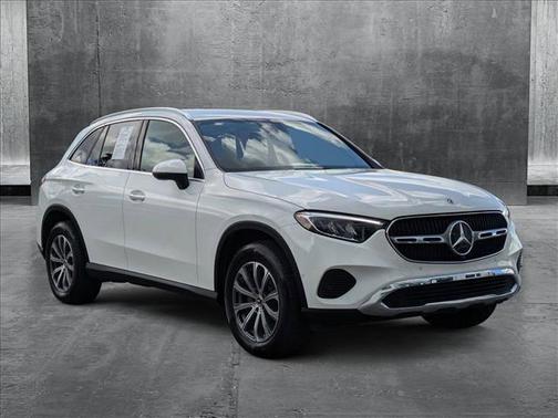 2025 Mercedes-Benz GLC 300 Base