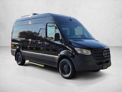 2025 Mercedes-Benz Sprinter 2500 Standard Roof