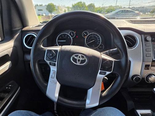 Black 2016 Toyota Tundra SR5
