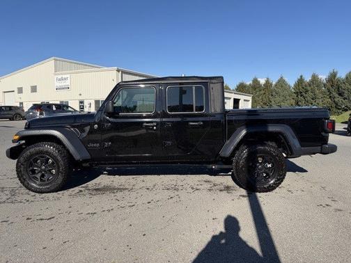 2023 Jeep Gladiator Sport 4x4