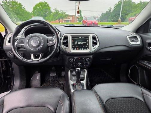 Jazz Blue Pearlcoat 2019 Jeep Compass Latitude