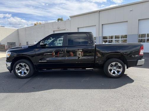 2022 RAM 1500 Big Horn Crew Cab 4x4 57' Box