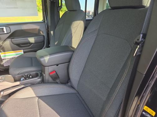 Black Clearcoat 2027 Jeep Wrangler Sport