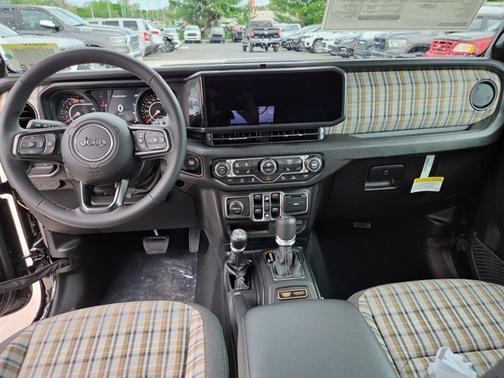 Black Clearcoat 2026 Jeep Wrangler 85th Anniversary