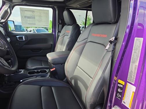 REIGN 2026 Jeep Wrangler Rubicon