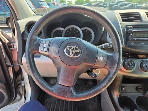 Classic Silver Metallic 2012 Toyota RAV4 Base
