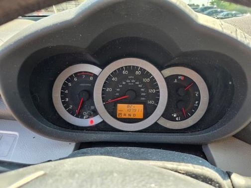 Classic Silver Metallic 2012 Toyota RAV4 Base