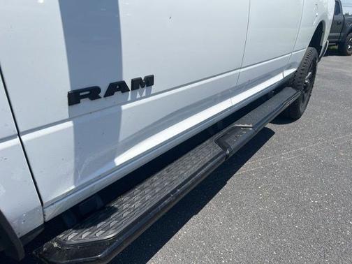 Bright White Clearcoat 2025 RAM 2500 Big Horn