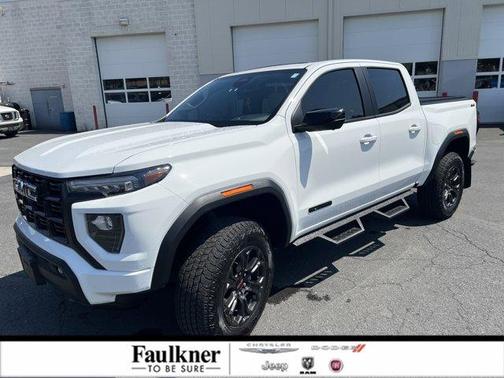 Summit White 2025 GMC Canyon 4WD Elevation