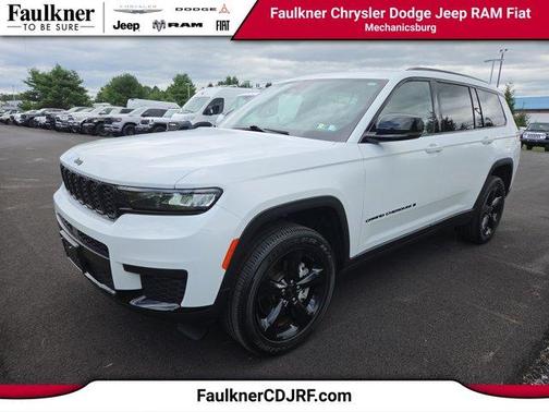 Bright White Clearcoat 2023 Jeep Grand Cherokee L Laredo