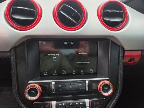 White Platinum Clearcoat Metallic 2017 Ford Mustang GT Premium