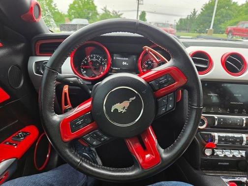 White Platinum Clearcoat Metallic 2017 Ford Mustang GT Premium