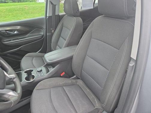 Sterling 2023 GMC Terrain SLE