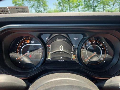Granite Crystal Clearcoat Metallic 2026 Jeep Wrangler Rubicon