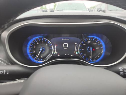 Bright White Clearcoat 2027 Chrysler Pacifica SELECT
