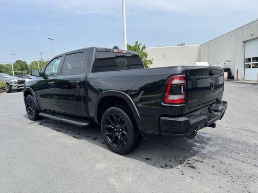 2022 RAM 1500 Laramie Crew Cab 4x4 57' Box